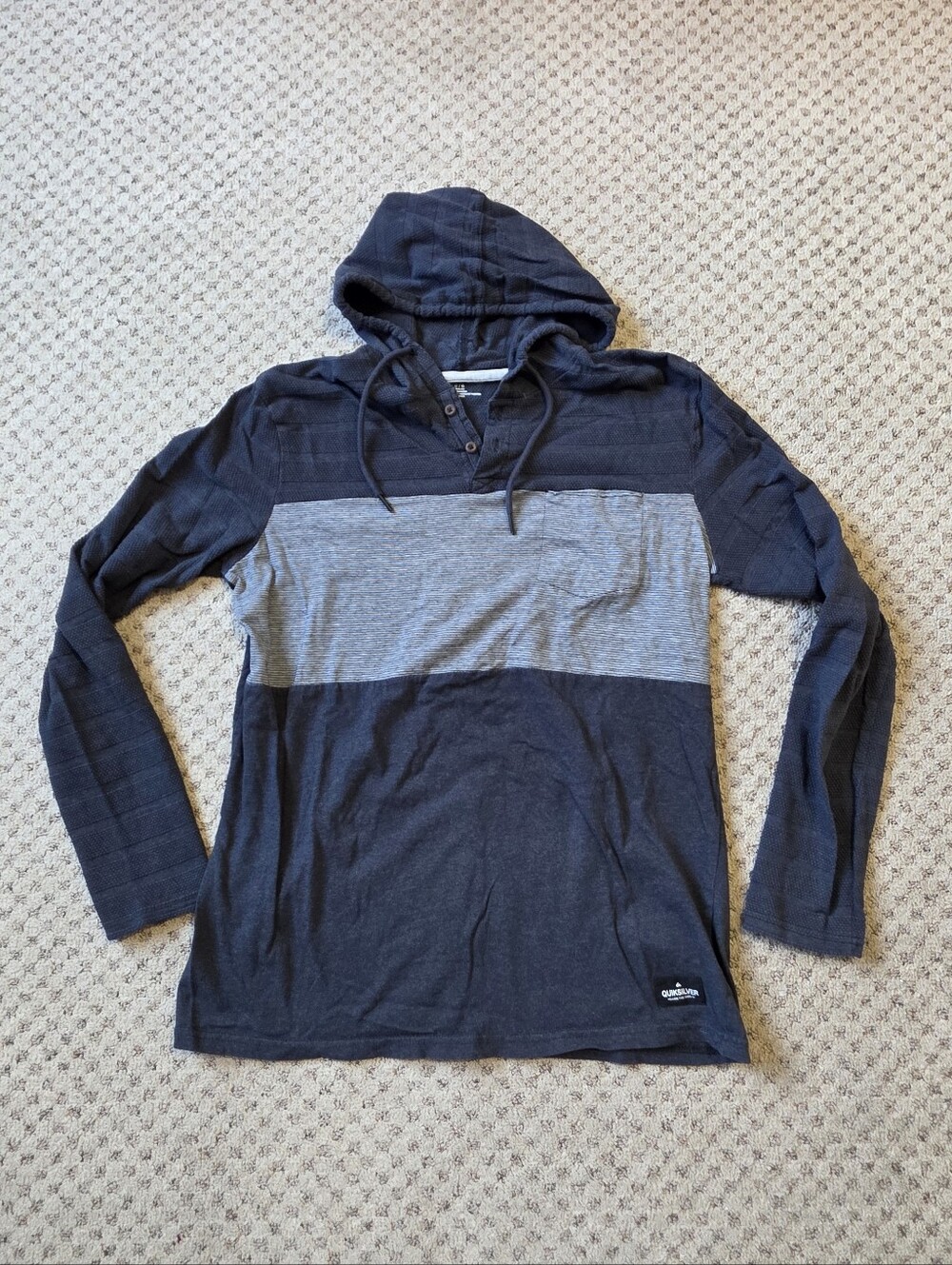 Quiksilver Men's Gray Hooded Long-Sleeve Henley